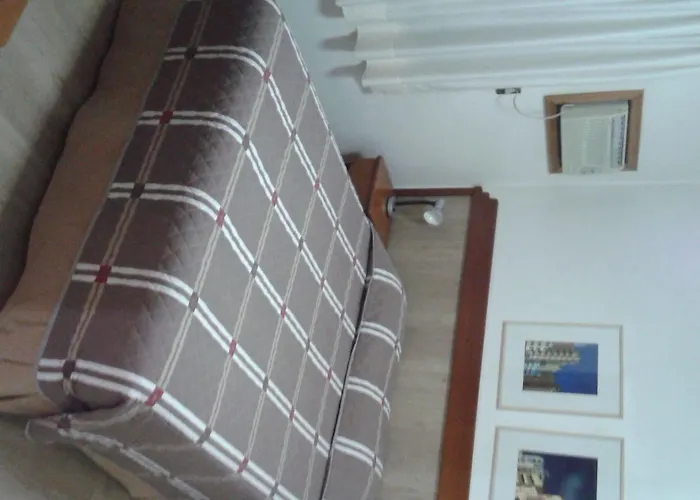Hotel Collins Trade 3*