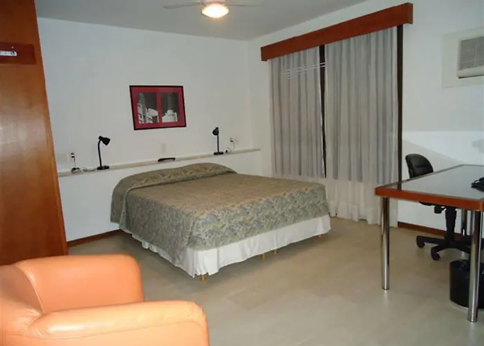 Collins Trade Porto Alegre